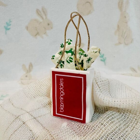 Bloomingdales Porcelain Shopping Bag Vintage Christmas tree ornament - Picture 1 of 7